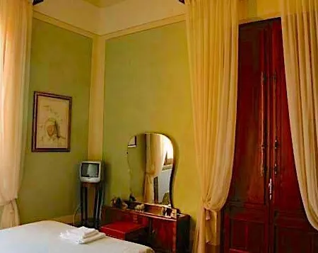 Moorings Hotel 3*