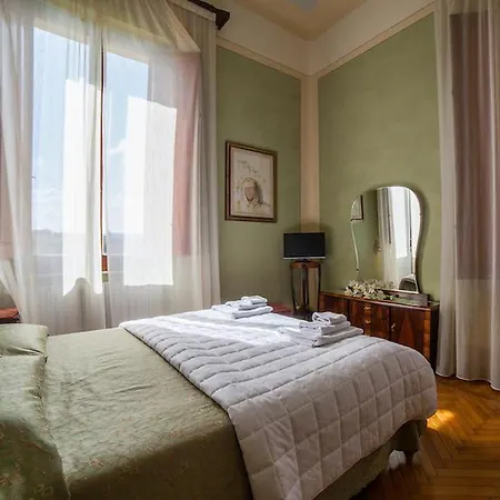 Hotel Moorings Barga