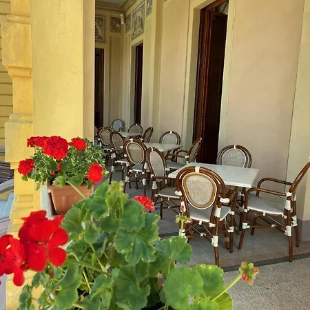 Hotel Moorings Barga