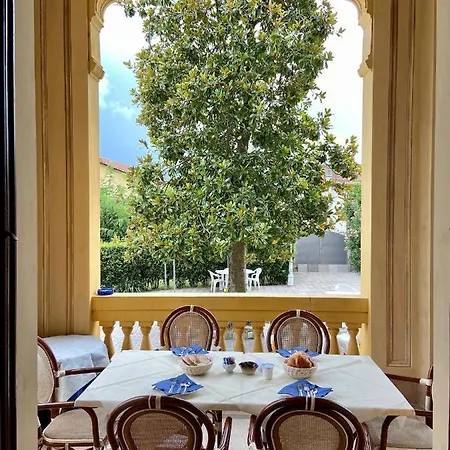 Hotel Moorings Barga