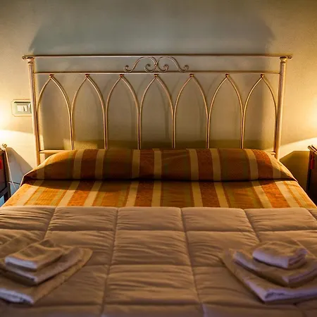 Hotel Moorings 3*