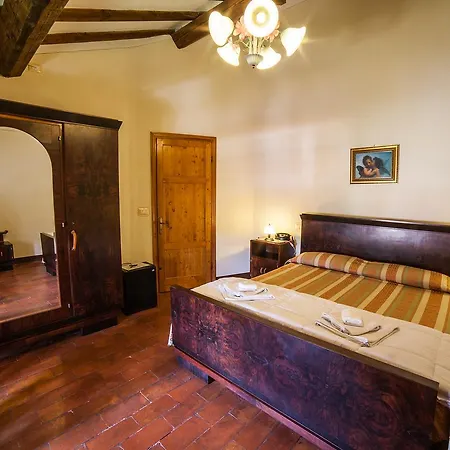 Hotel Moorings 3*