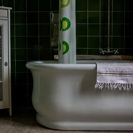 ホテル Moorings バルガ