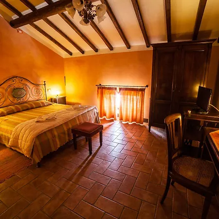 Moorings 3* Barga